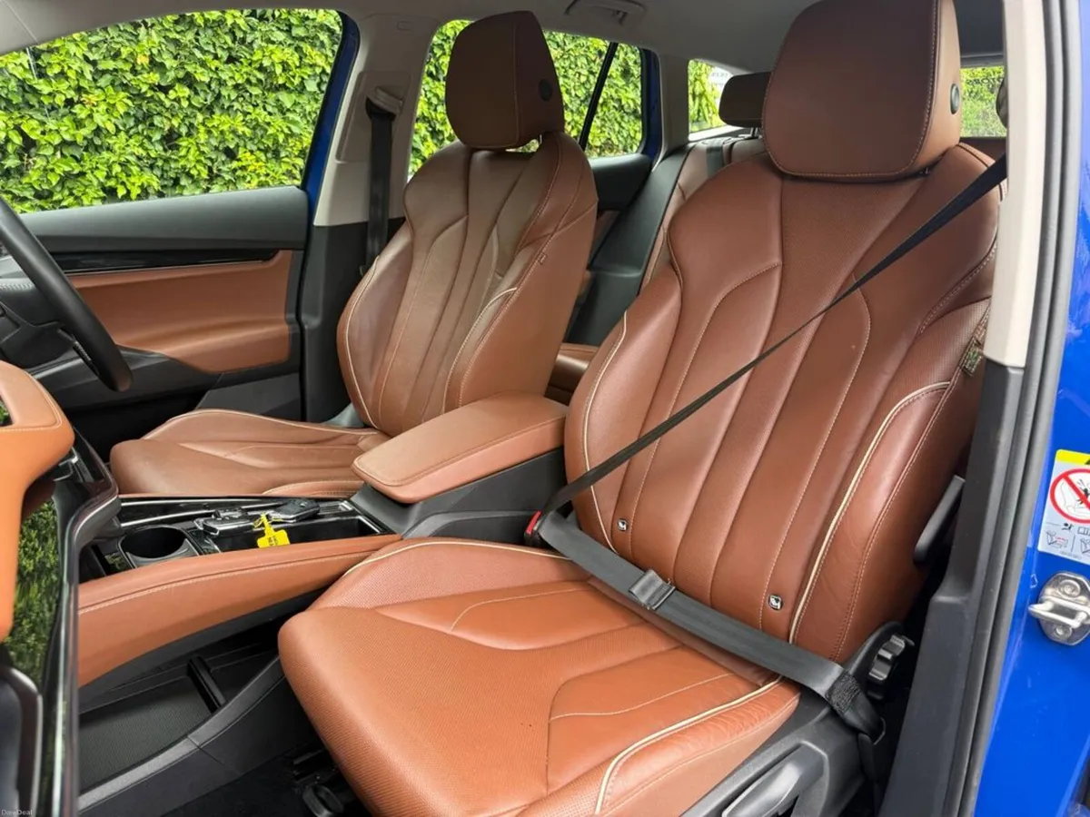 Skoda Enyaq IV 60 // APPLE CARPLAY // DIGITAL CLUS - Image 6