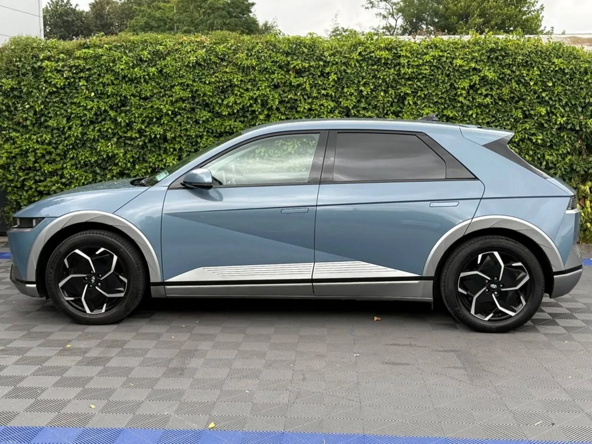 Hyundai IONIQ 5 Ultimate 58KWH // HEATED & COOLED - Image 3