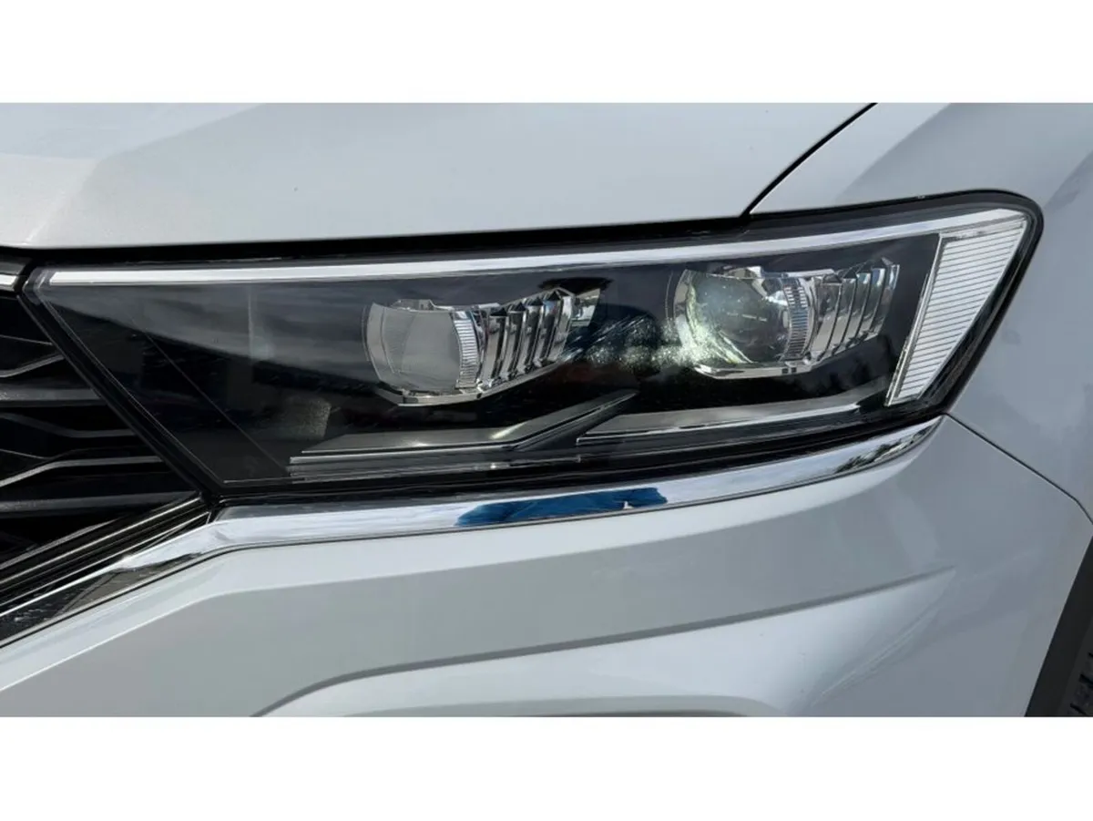 Volkswagen T-Roc R LINE - Image 3