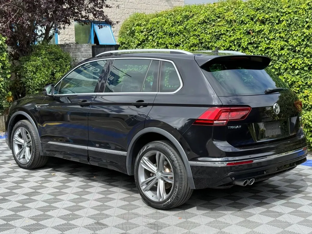 Volkswagen Tiguan R-LINE 4MOTION 2.0 TDI AUTO // H - Image 5