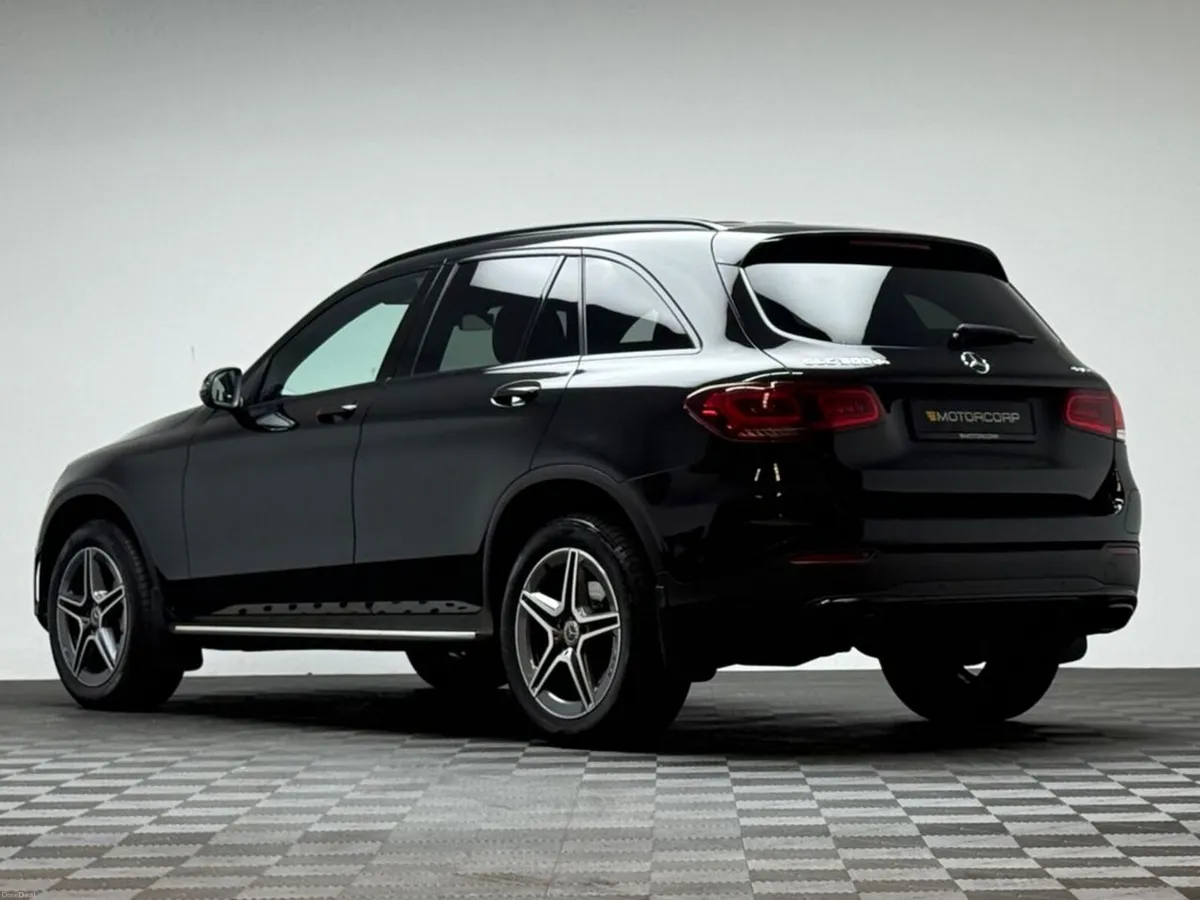 Mercedes-Benz GLC 300DE AMG LINE 4MATIC - Image 5
