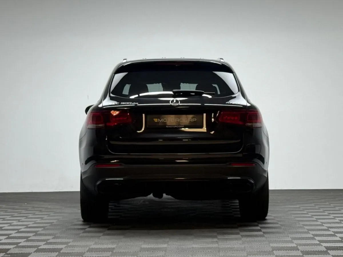 Mercedes-Benz GLC 300DE AMG LINE 4MATIC - Image 6