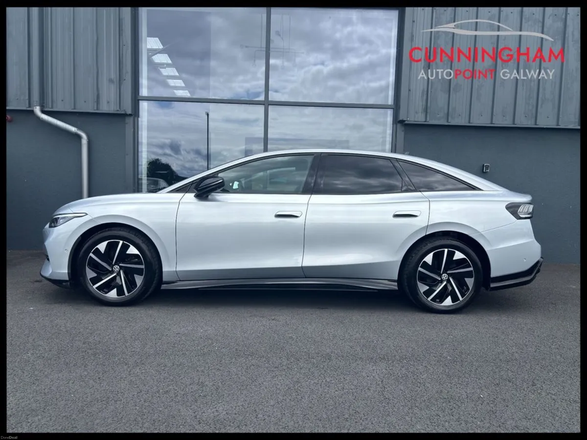 Volkswagen ID.7 Plus Pro 82kWh - Image 4