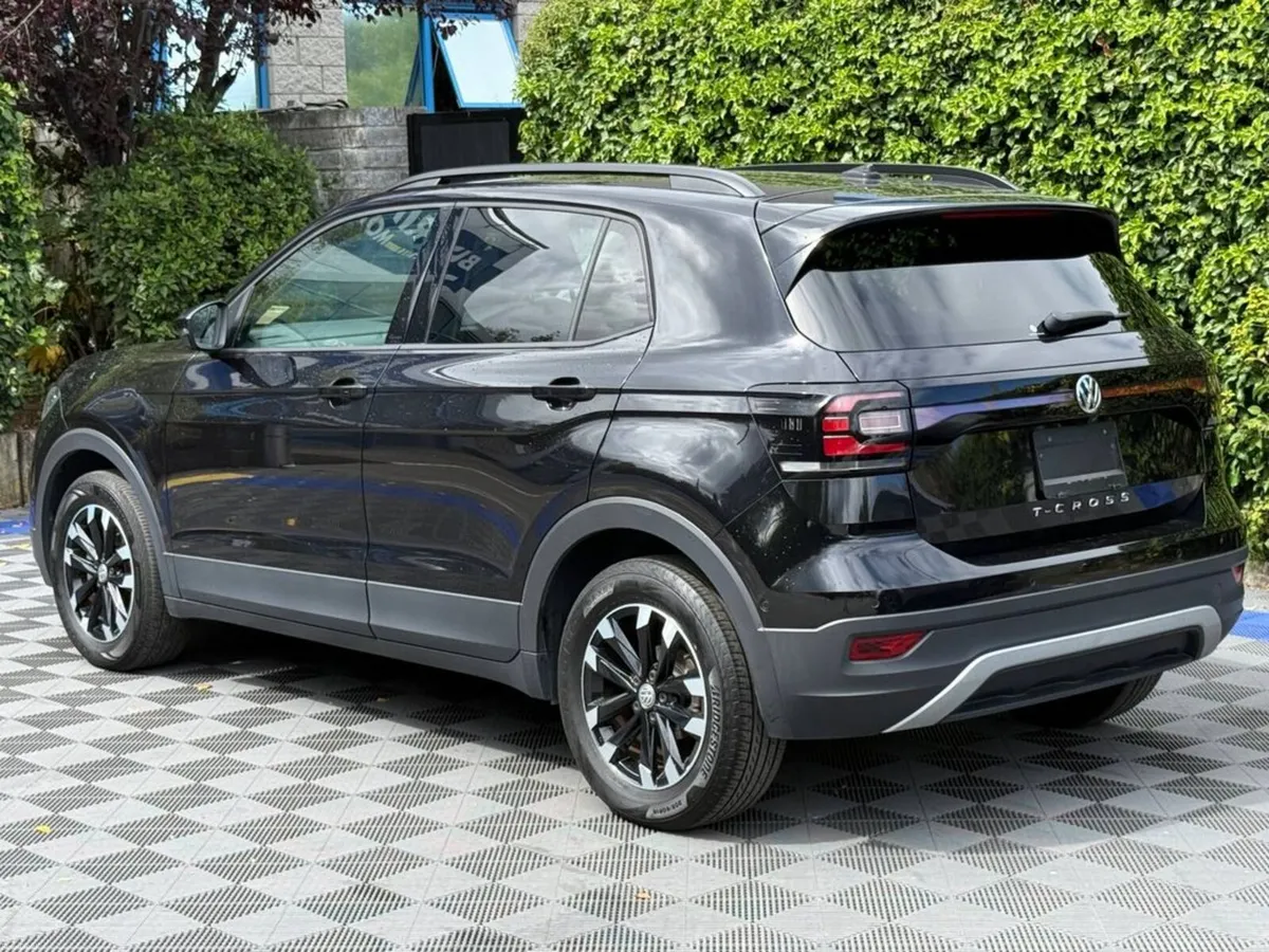 Volkswagen T-Cross FIRST EDITION 1.0 TSI AUTO // A - Image 5