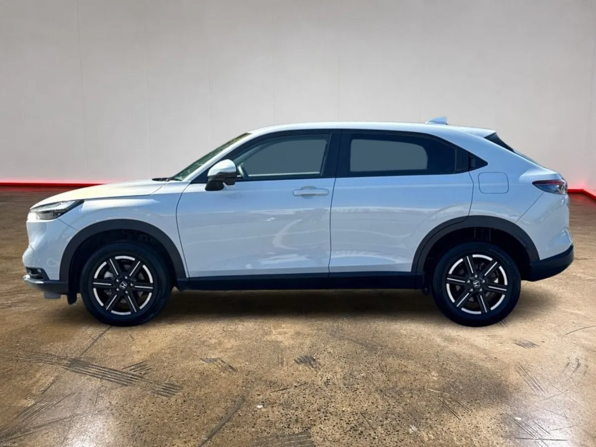 Honda Vezel 1.5 HYBRID AUTOMATIC - FACTORY ALLOYS - Image 6
