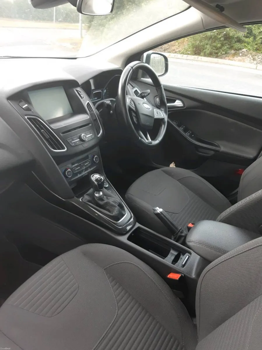 Ford focus - Image 5