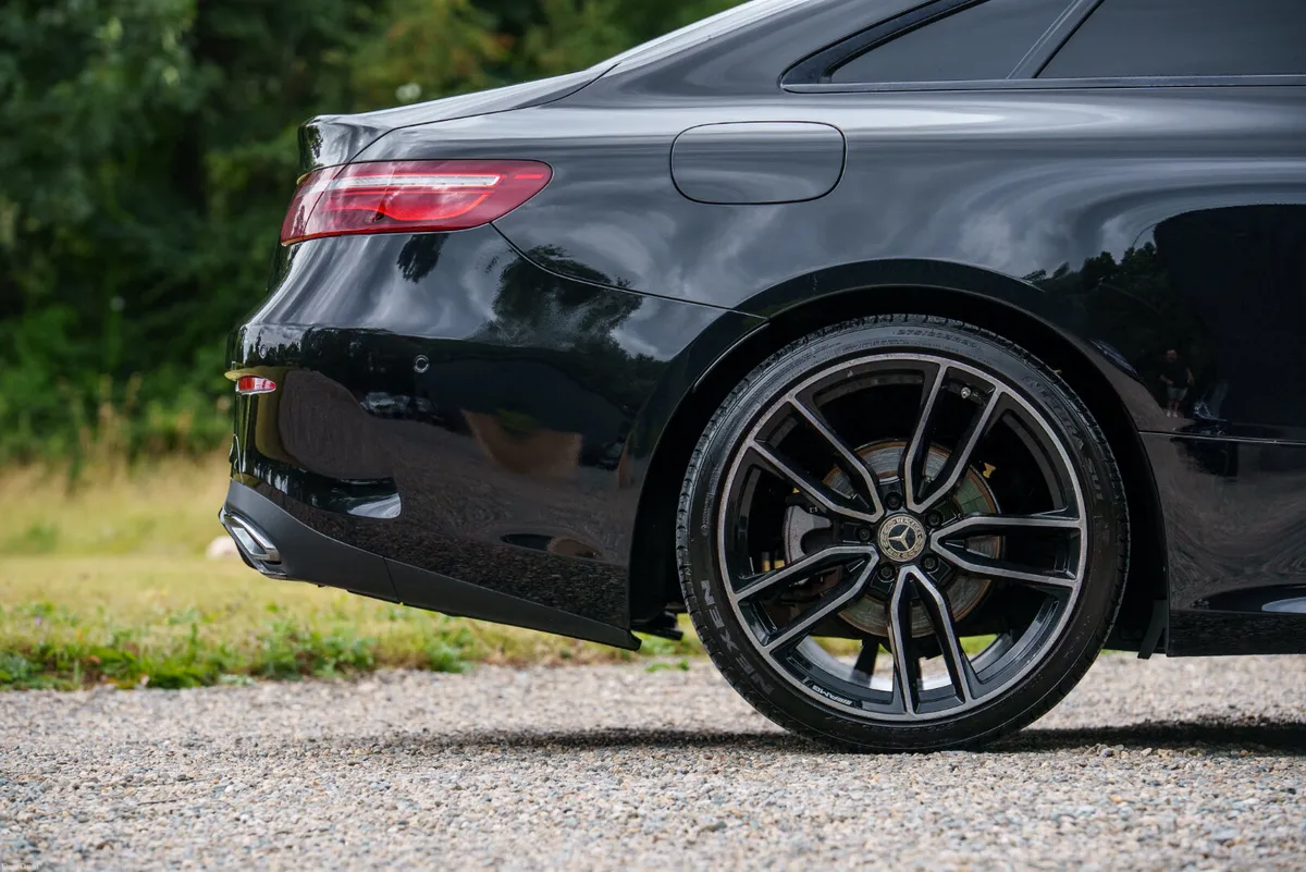 2018 Mercedes-Benz E220 AMG Line Coupe - Pan Roof - Image 5