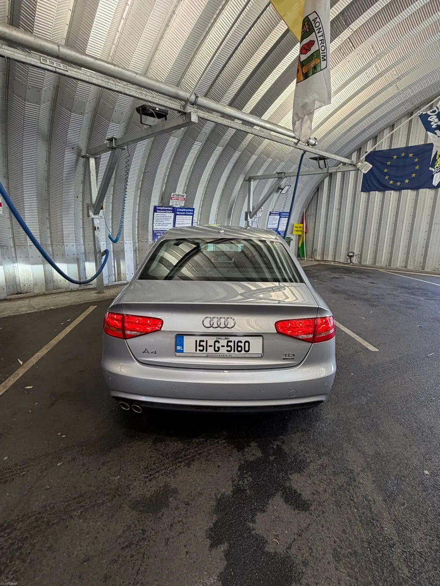 Audi A4 2015 - Image 6