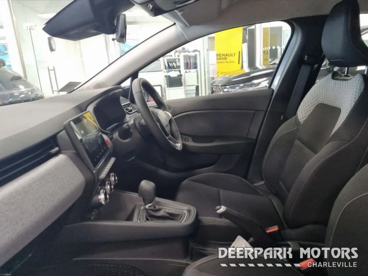 Renault Clio E-TECH Hybrid 145 Auto Evolution - Image 3