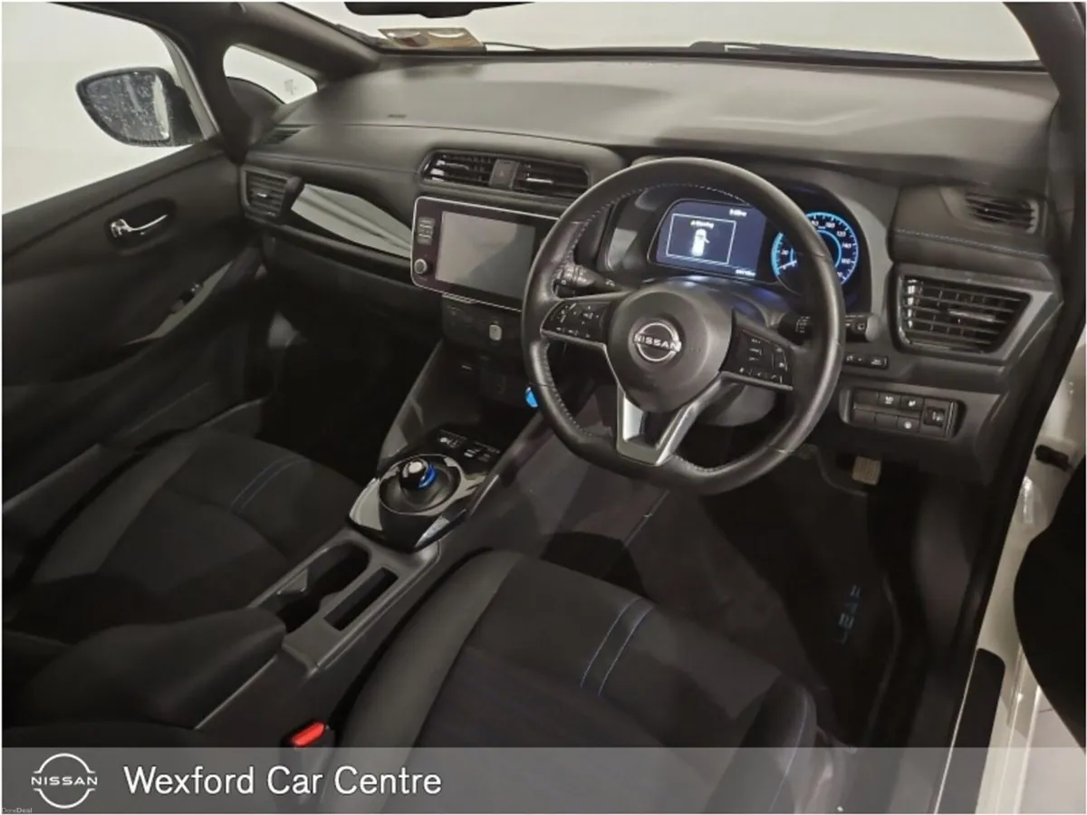 Nissan Leaf Leaf SV Premium 40 kWh - Image 2