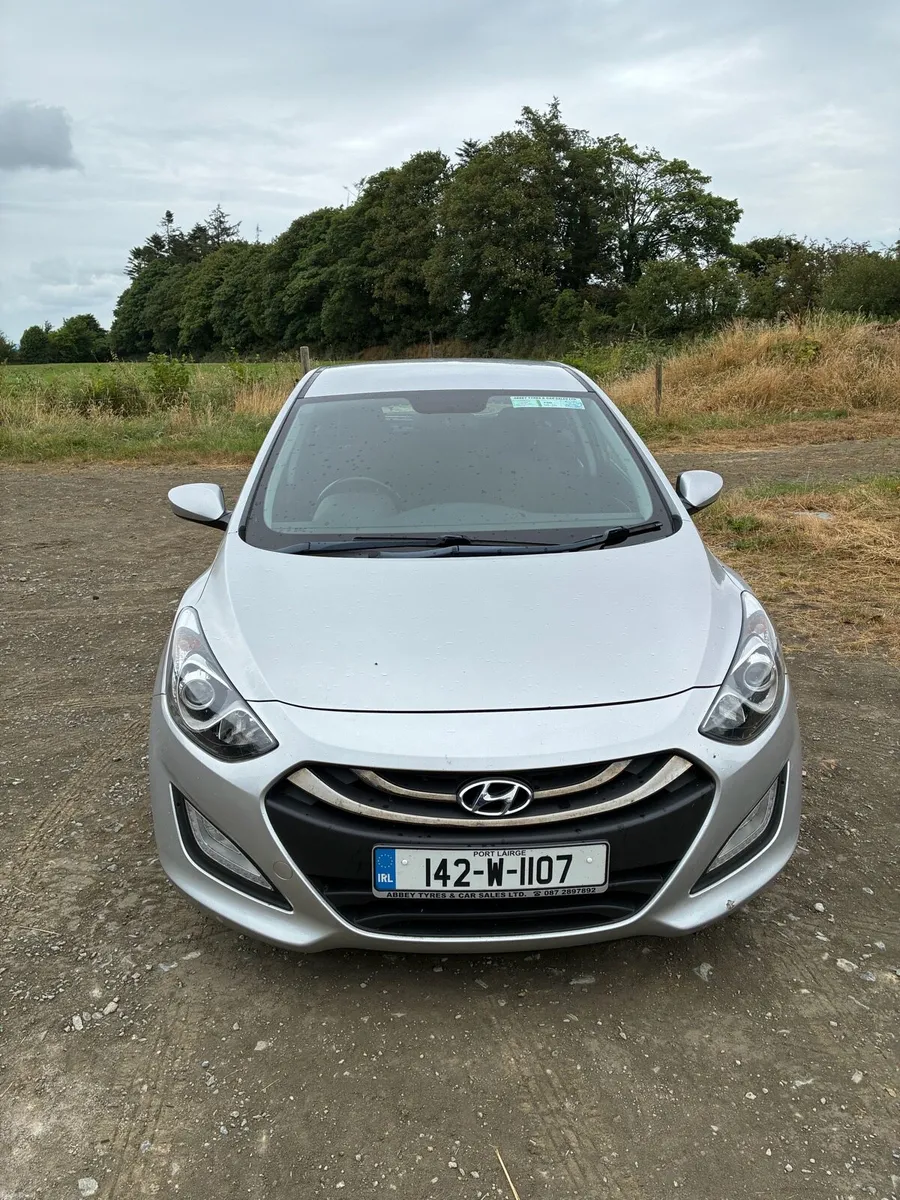 2014 Hyundai i30 Hatchback 1.6 Diesel - Image 2