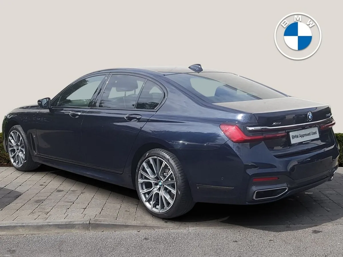 BMW 7-Series 740d  MSport xDrive - Image 2
