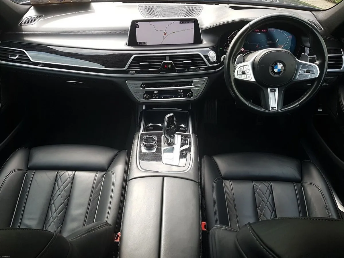 BMW 7-Series 740d  MSport xDrive - Image 4