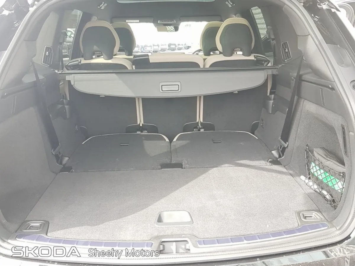 Volvo EX90 EX90 Single Motor Electric Plus 7 Seats - Image 4