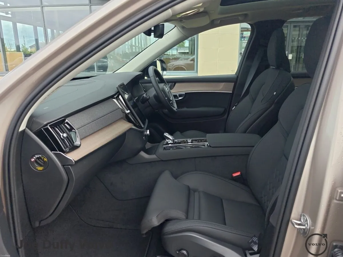 Volvo XC90 Plus Dark *262 Demo* - Image 6