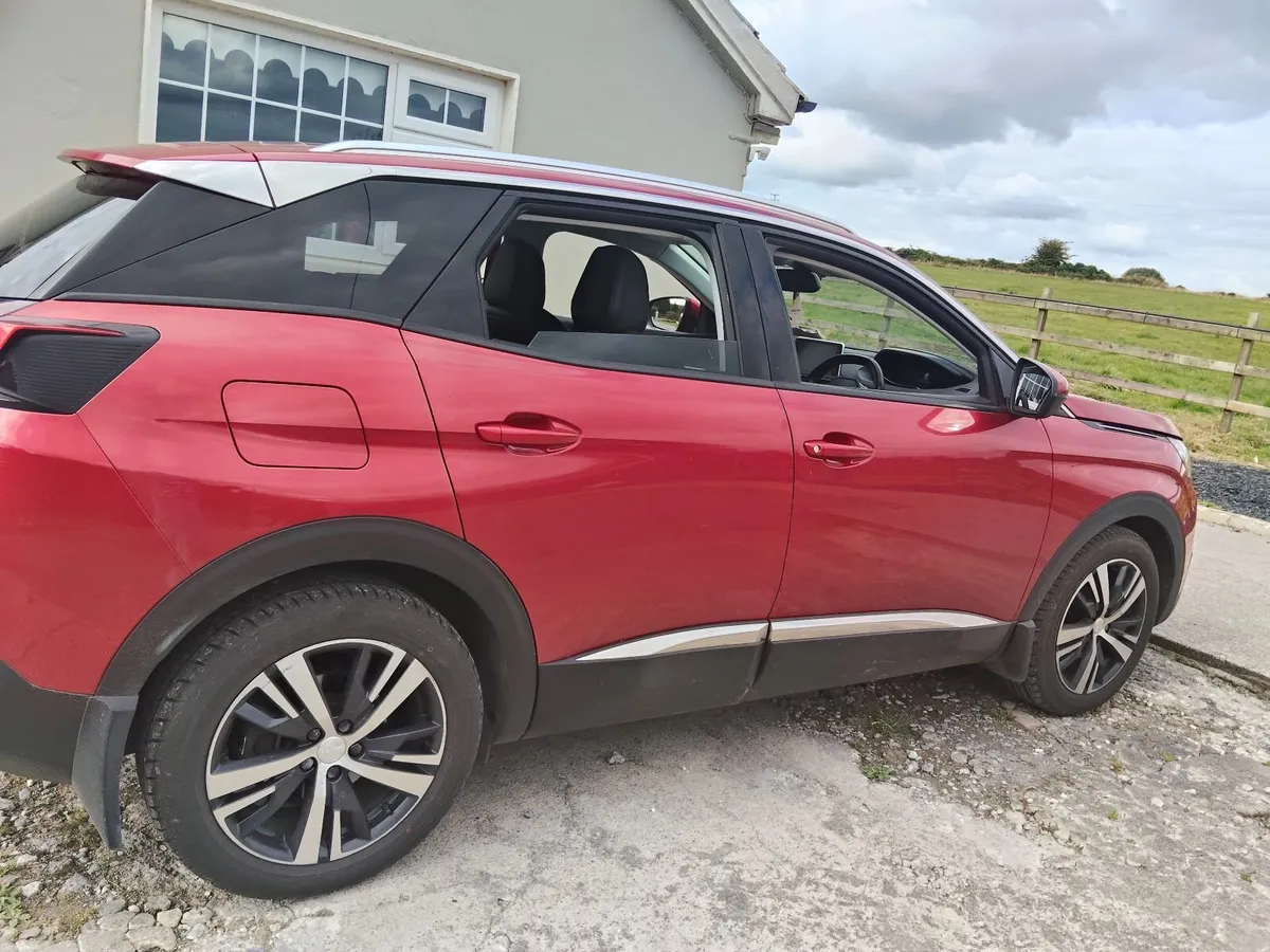 Peugeot 3008 2020 - Image 2