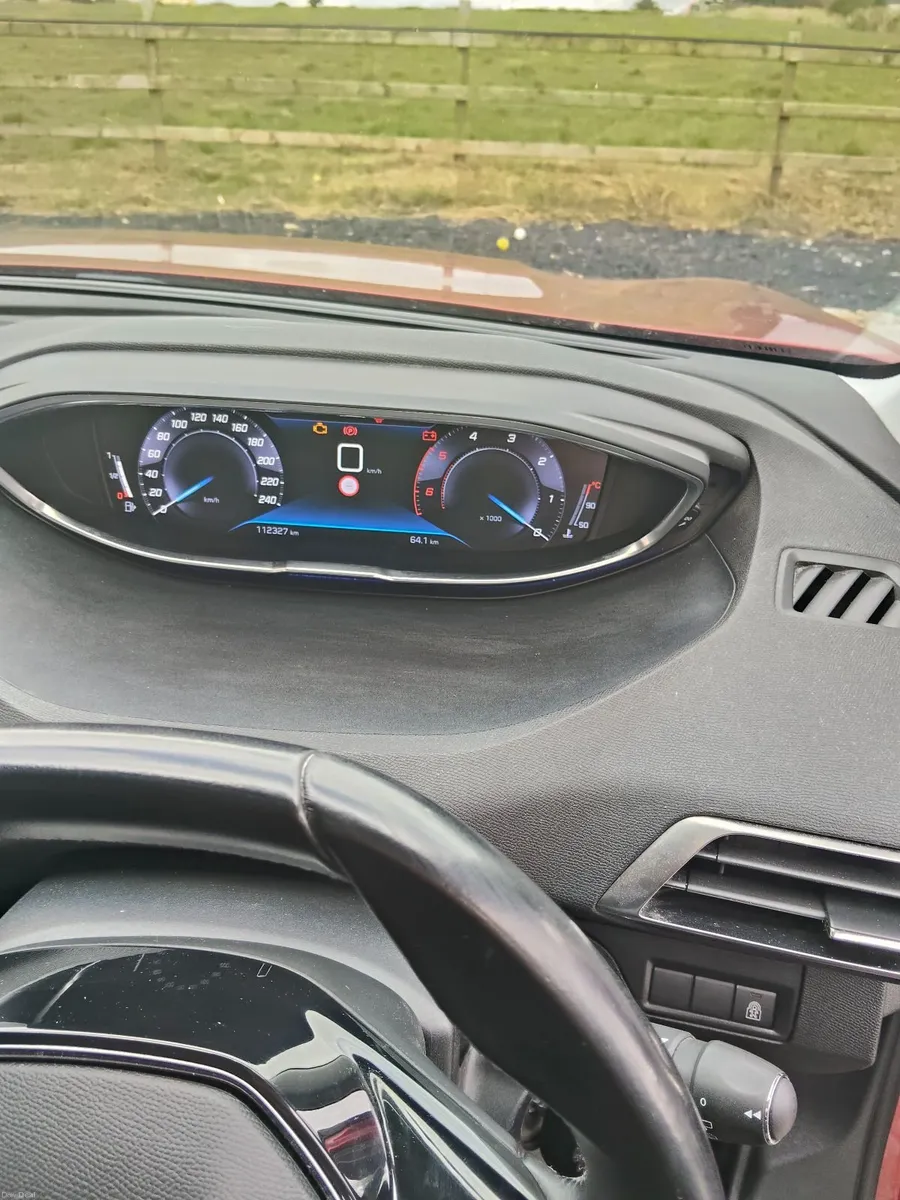 Peugeot 3008 2020 - Image 4