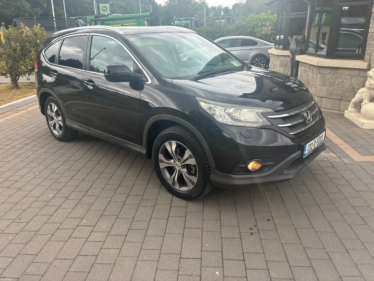 2013 (132) Honda CR-V *top spec* auto - Image 1