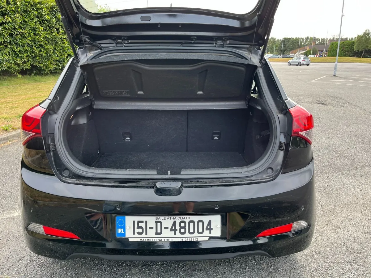 Hyundai i20 Deluxe 2015 Manual 1.2L Petrol - Image 3