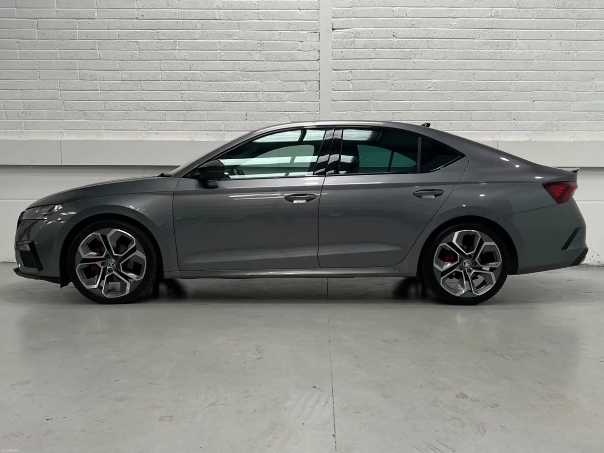 Skoda Octavia VRS 2.0TDI 200bhp 5dr DSG Auto - Image 4