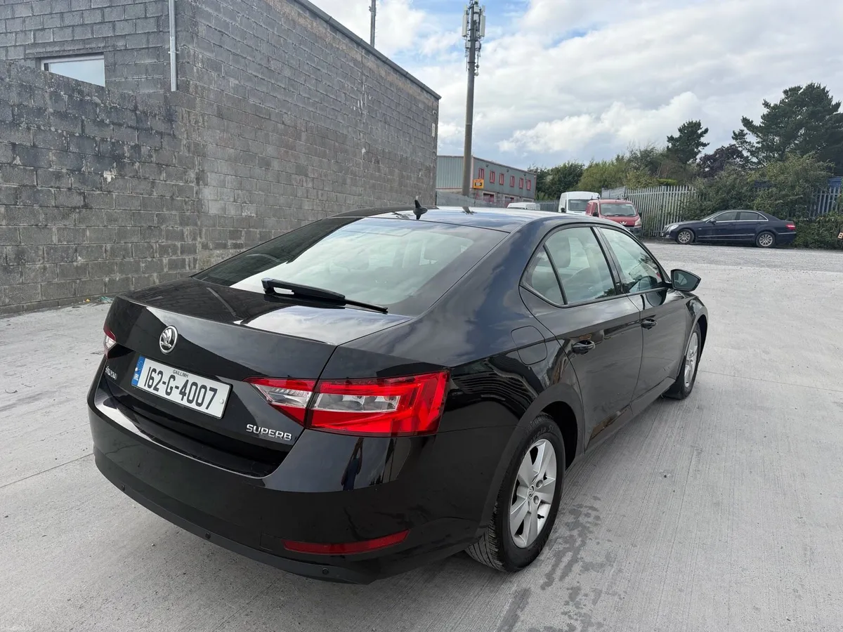 2016 SKODA SUPERB NCT 4-27 TAX 4-27 1.6 TDI - Image 4