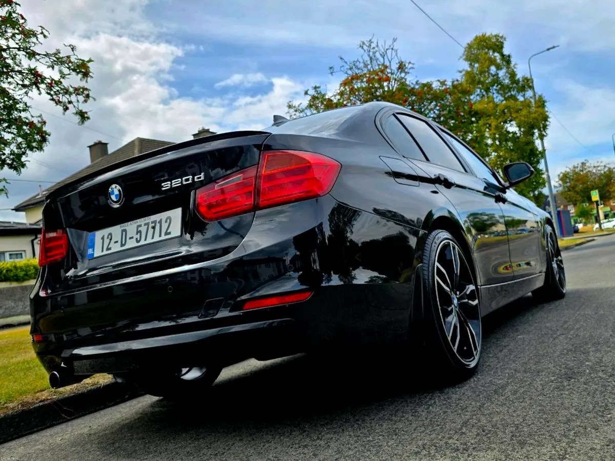 BMW 320D N.C.T 6-27 - Image 4