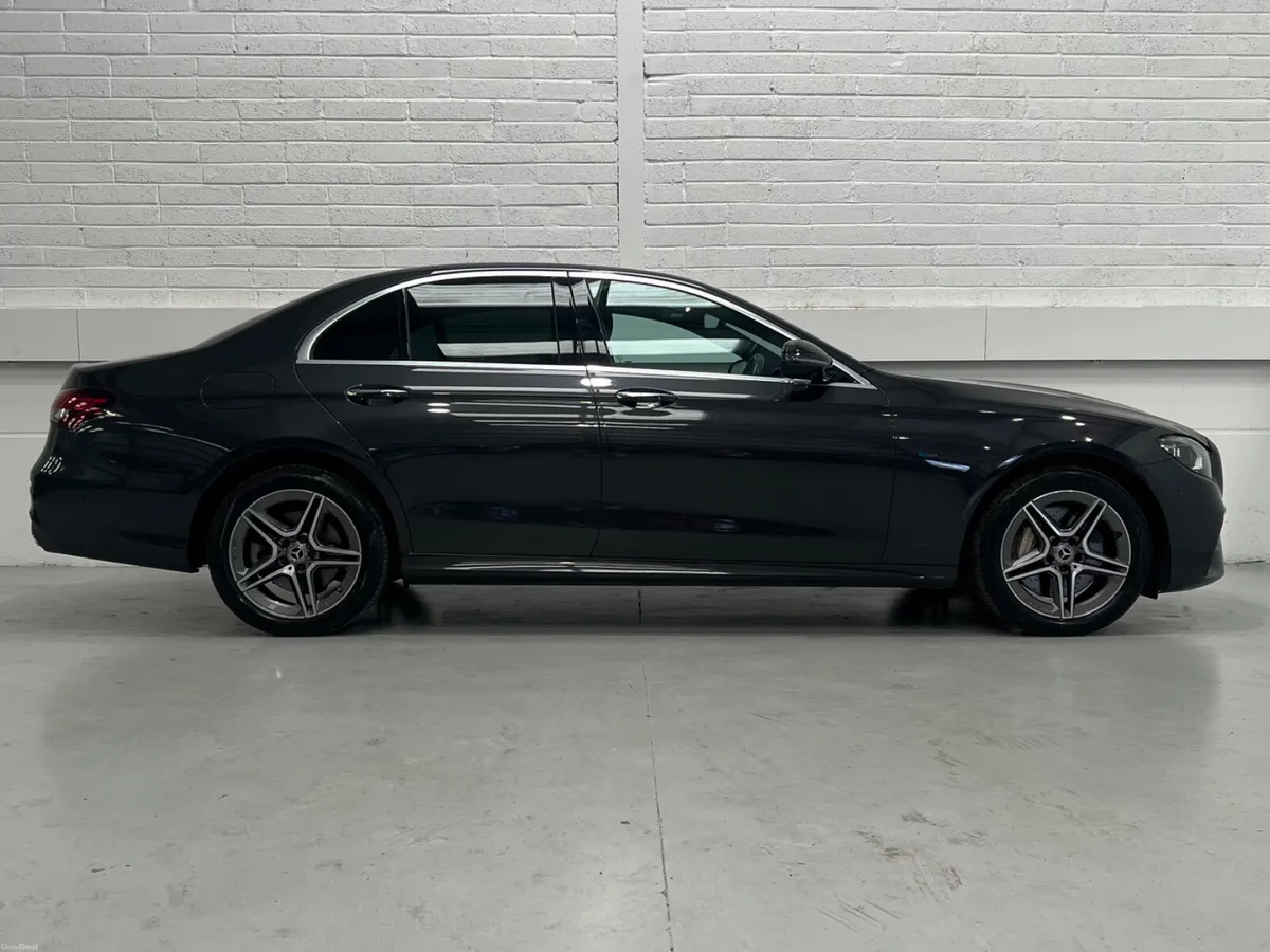 Mercedes Benz E Class E300de AMG Line Premium - Image 5
