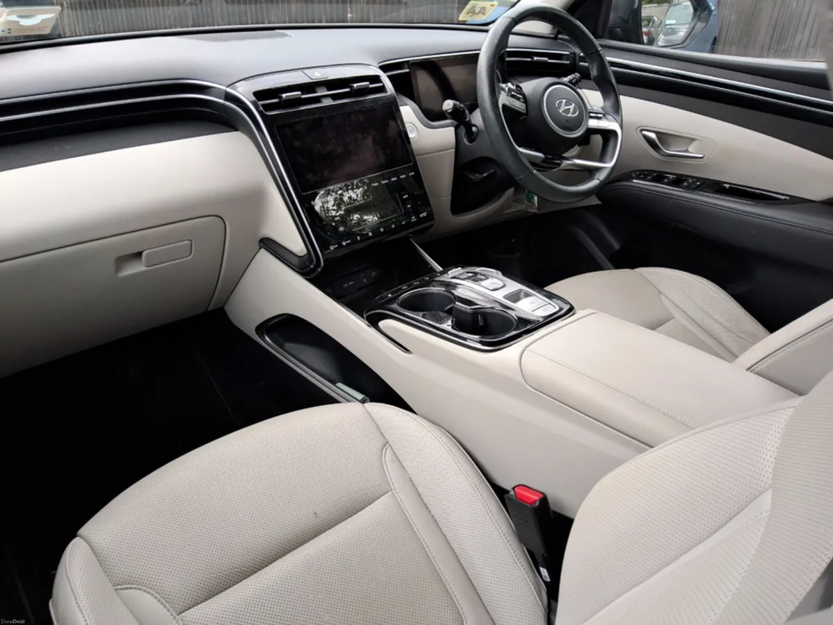 Hyundai Tucson EXECUTIVE PLUS HYBRID - Image 5