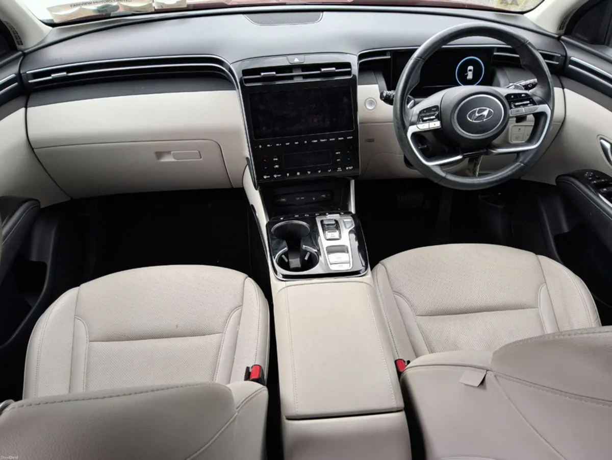 Hyundai Tucson EXECUTIVE PLUS HYBRID - Image 6
