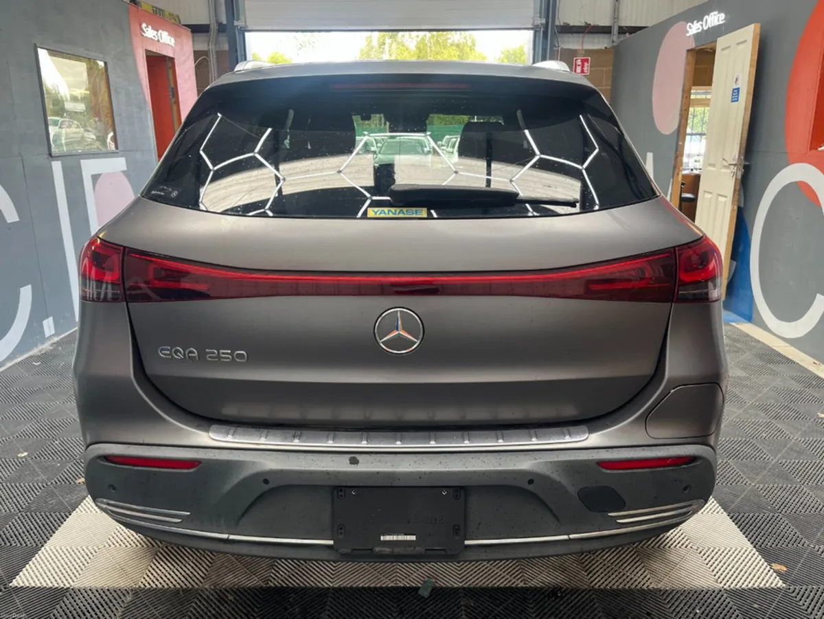 Mercedes-Benz EQA 2021 MERCEDES-BENZ EQA 250 AUTOM - Image 4