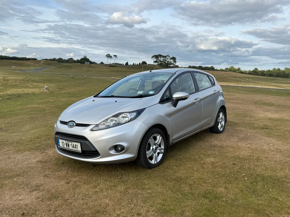 Ford Fiesta 2010 - 1 Prev. Owner - Image 2