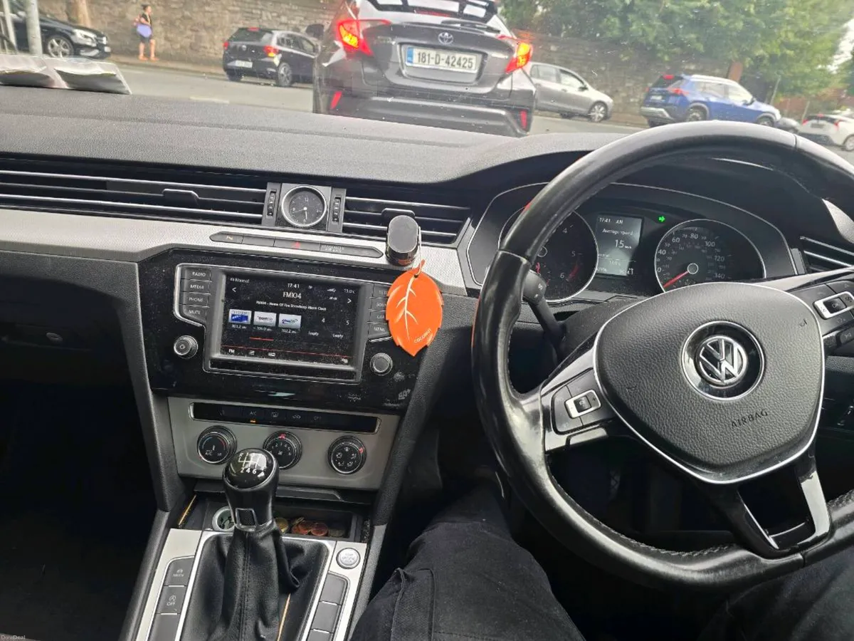 Car - Image 1
