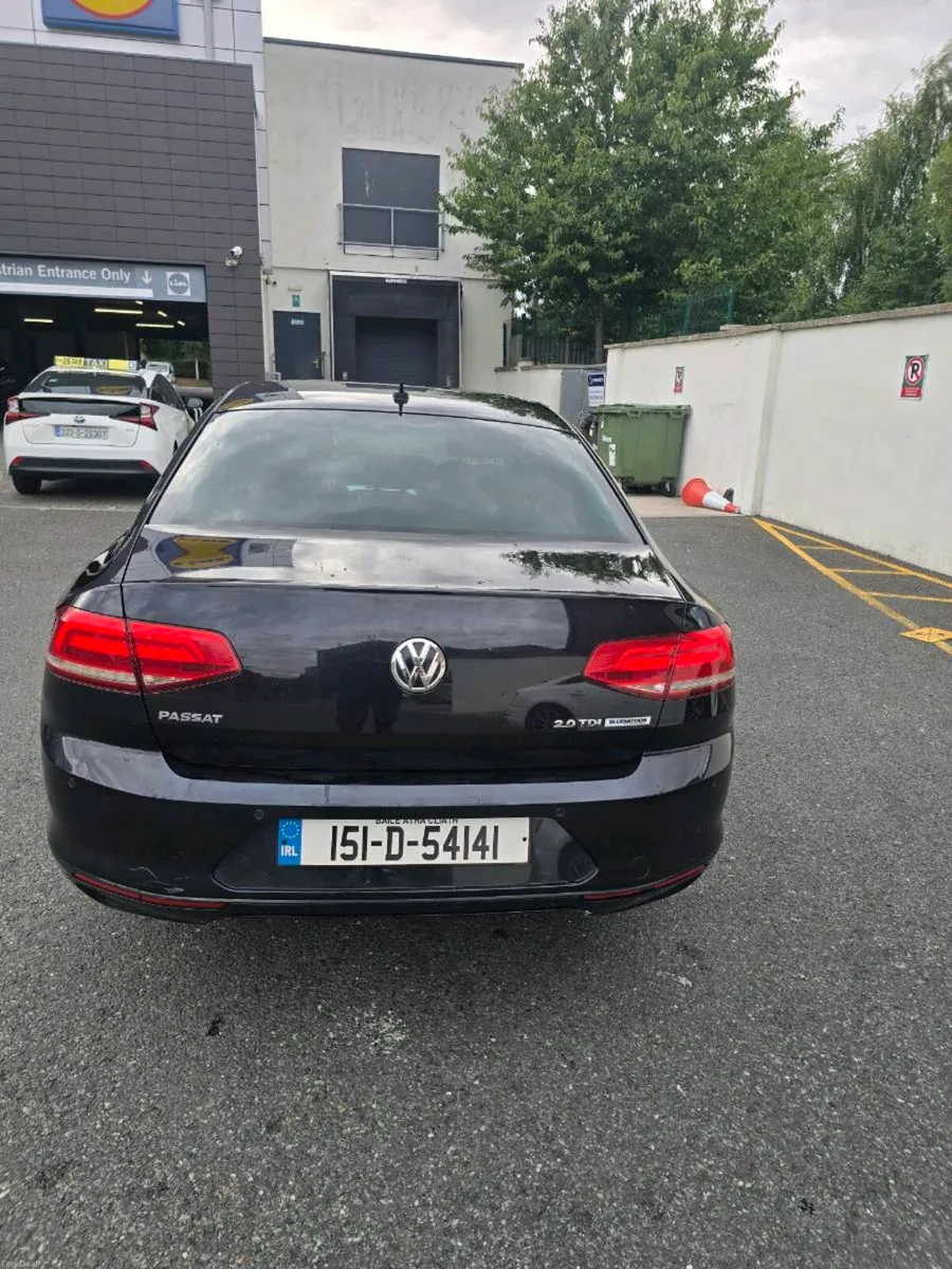 Car - Image 5