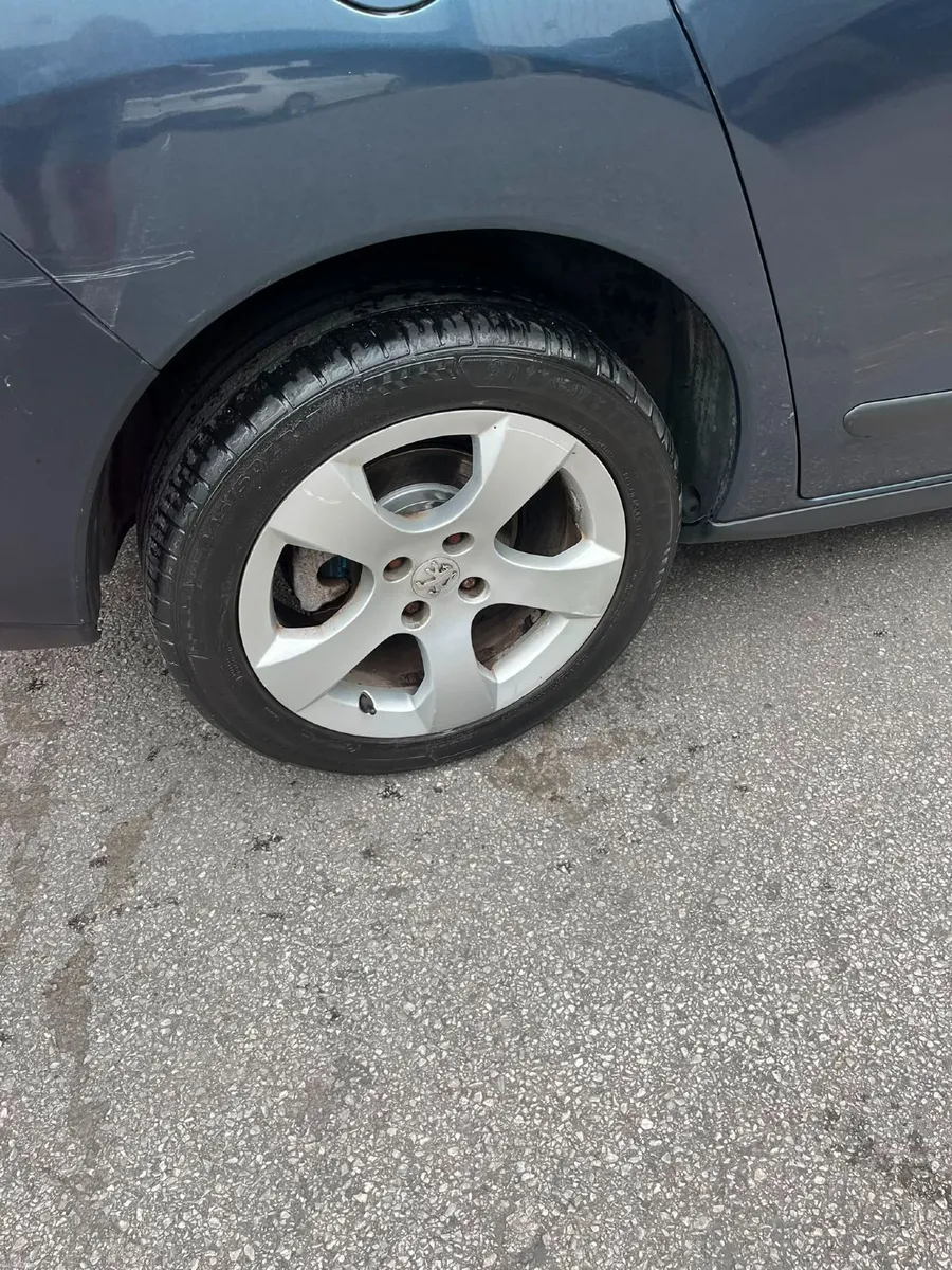 Peugeot 3008 2012 - Image 3