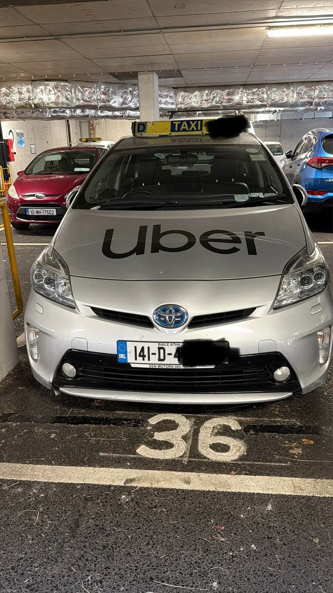 Toyota Prius 2014 - Image 1