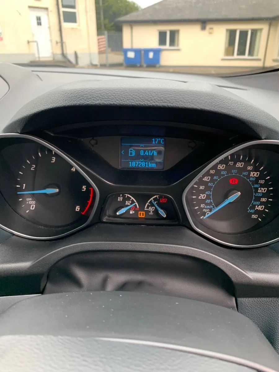 Ford Grand C-Max 2013 - Image 2