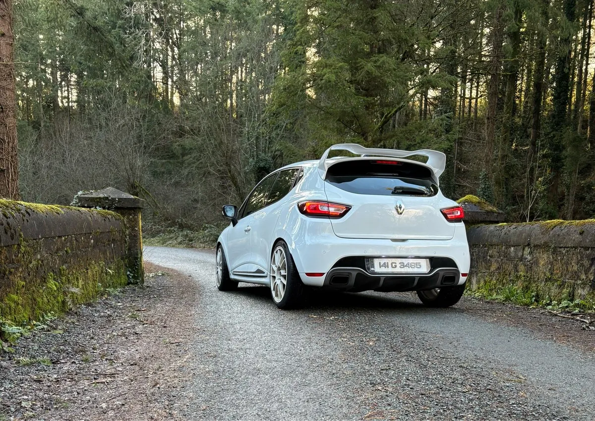 2014 RS Renault Clio 200BHp 1.6L turbo - Image 2