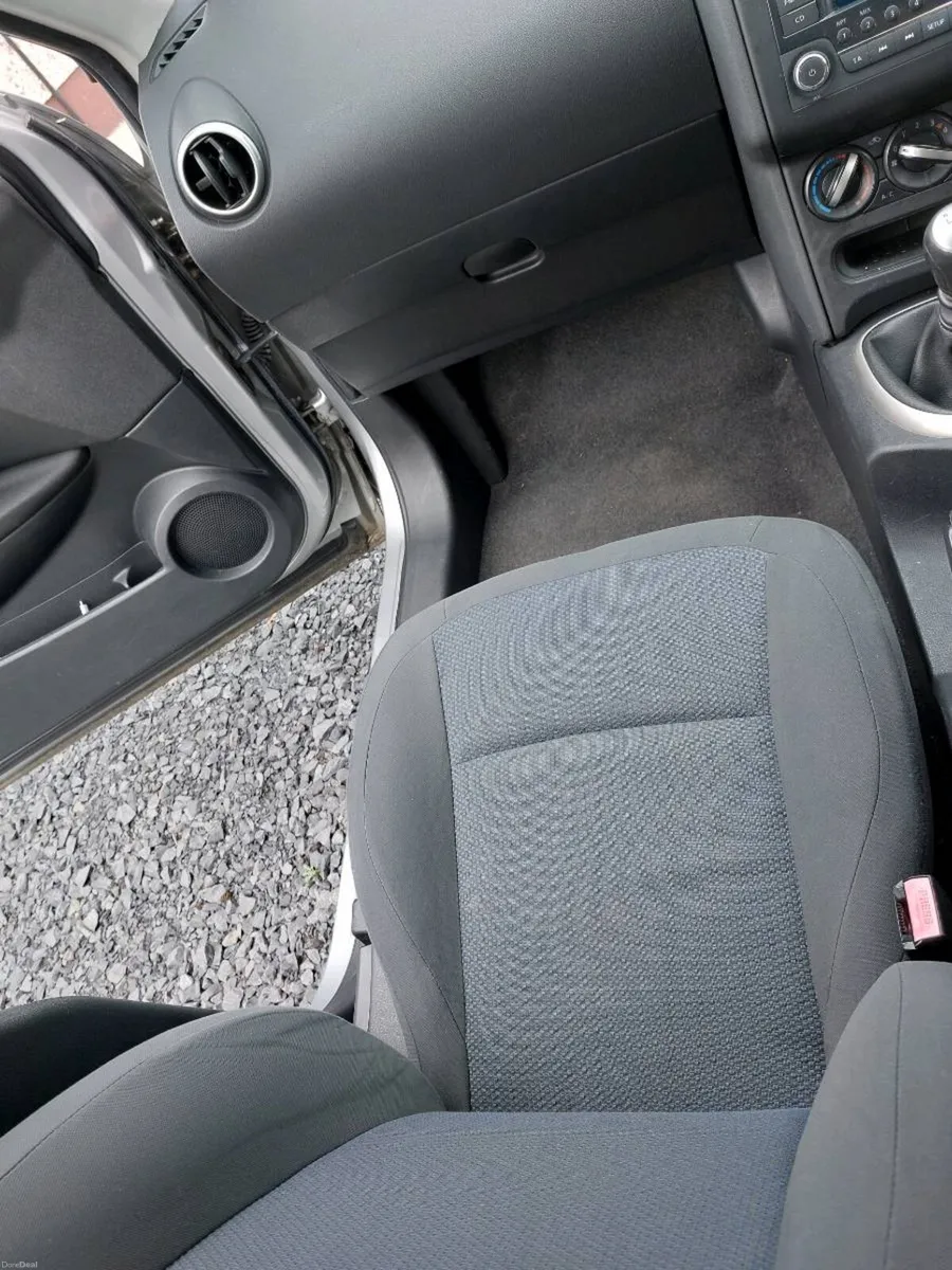 Nissan Qashquai+2 1.5 - Image 6