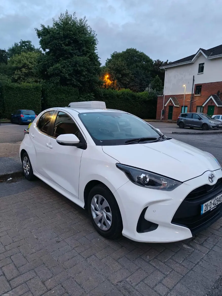 Toyota Yaris 2021 - Image 1
