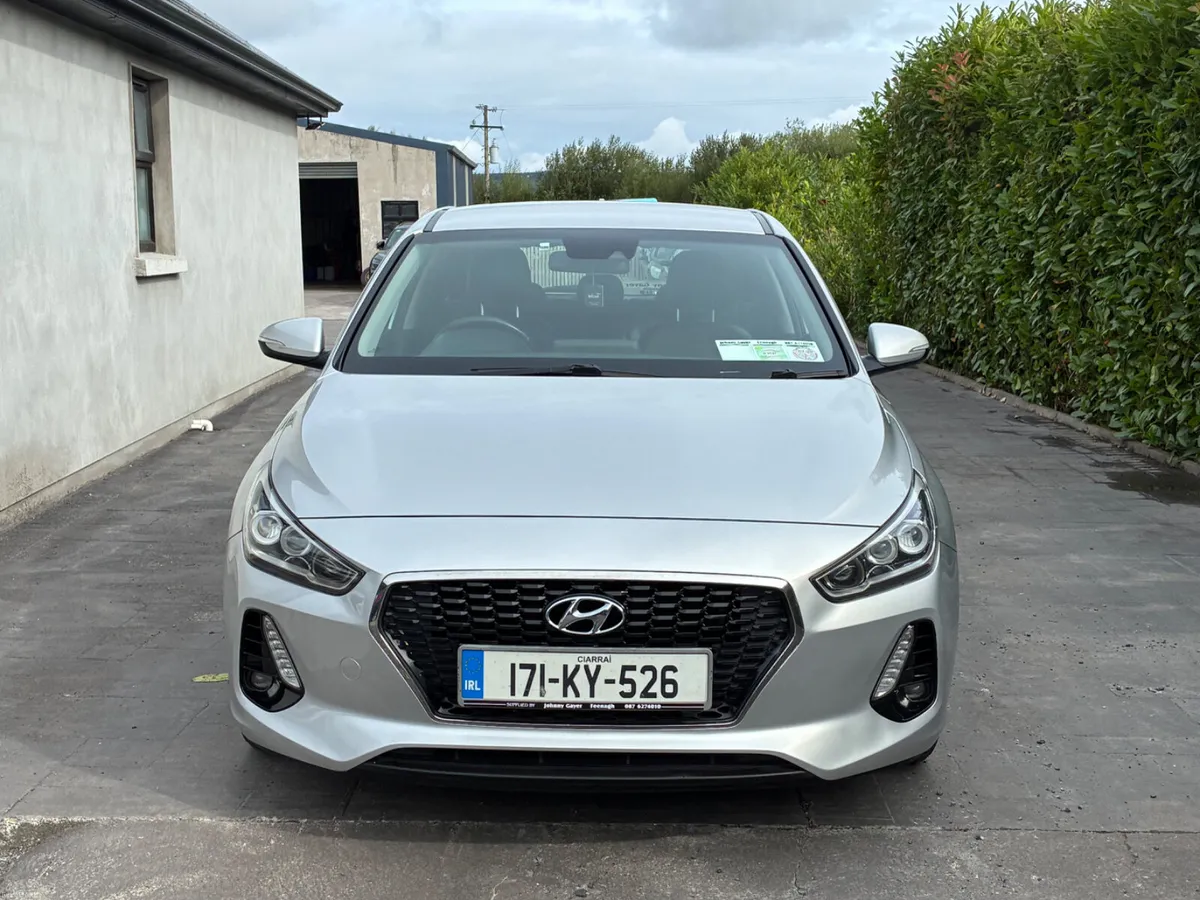 Hyundai i30 2017 1.6 diesel - Image 2
