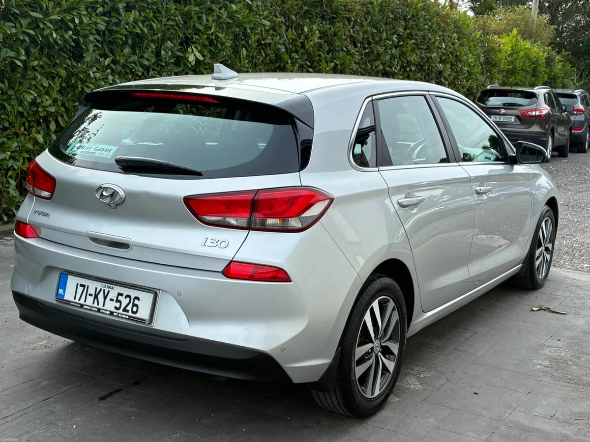 Hyundai i30 2017 1.6 diesel - Image 6