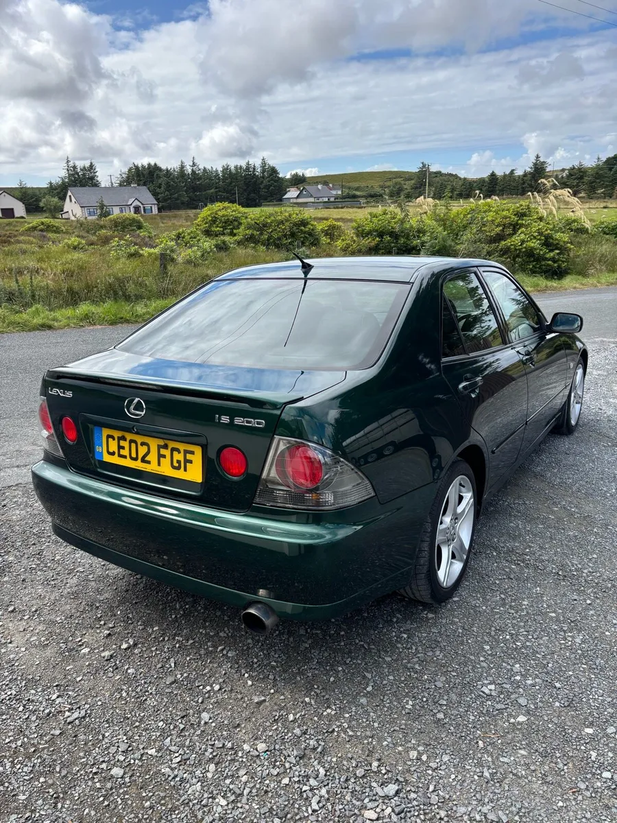 2002 Lexus is200 sport - Image 3