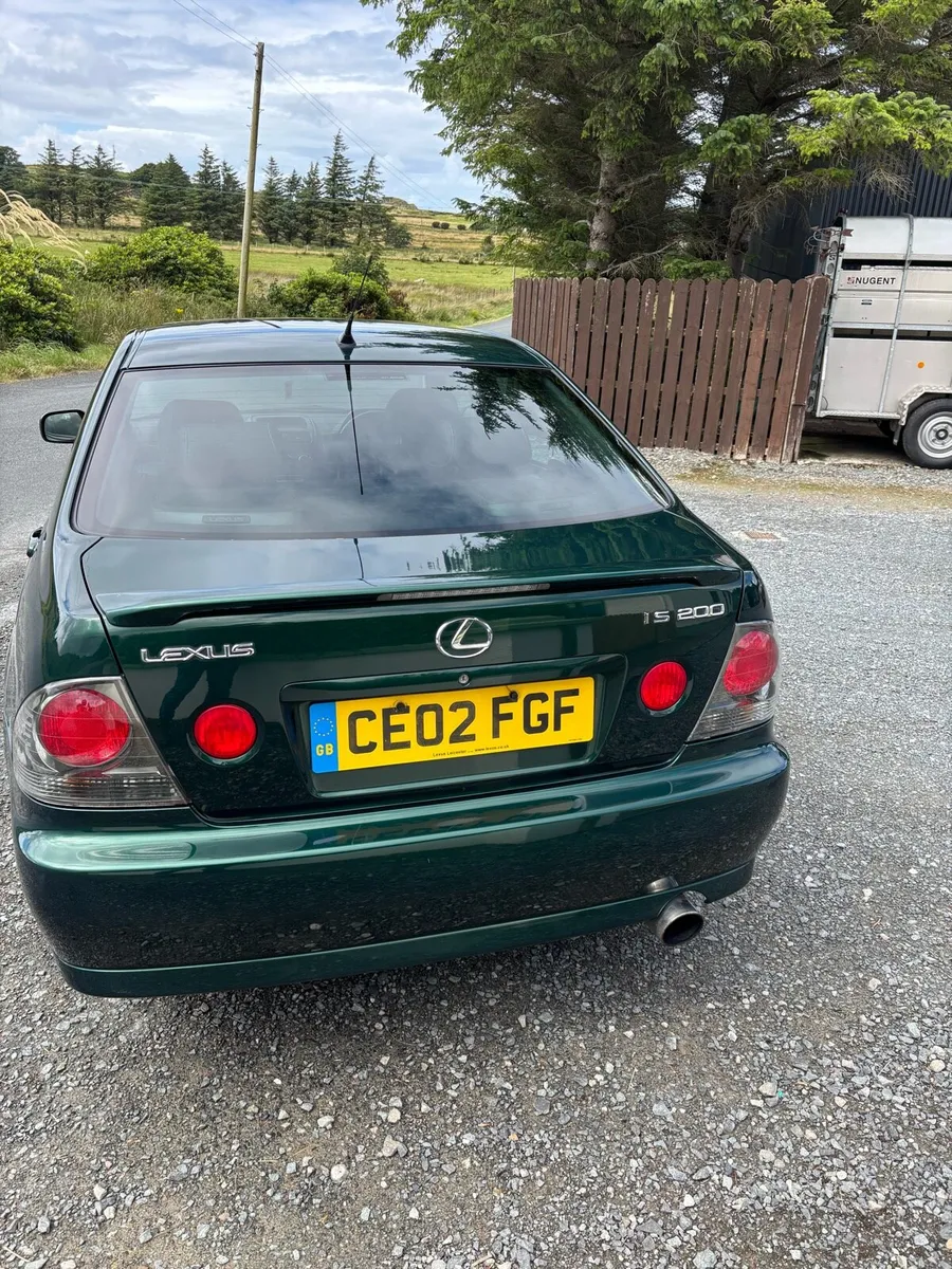2002 Lexus is200 sport - Image 4