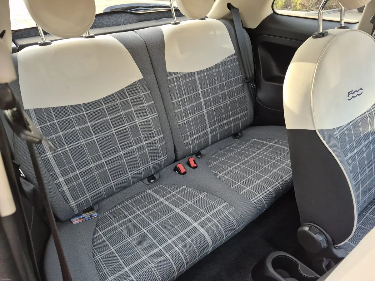 2018 Black Fiat 500 - Image 6