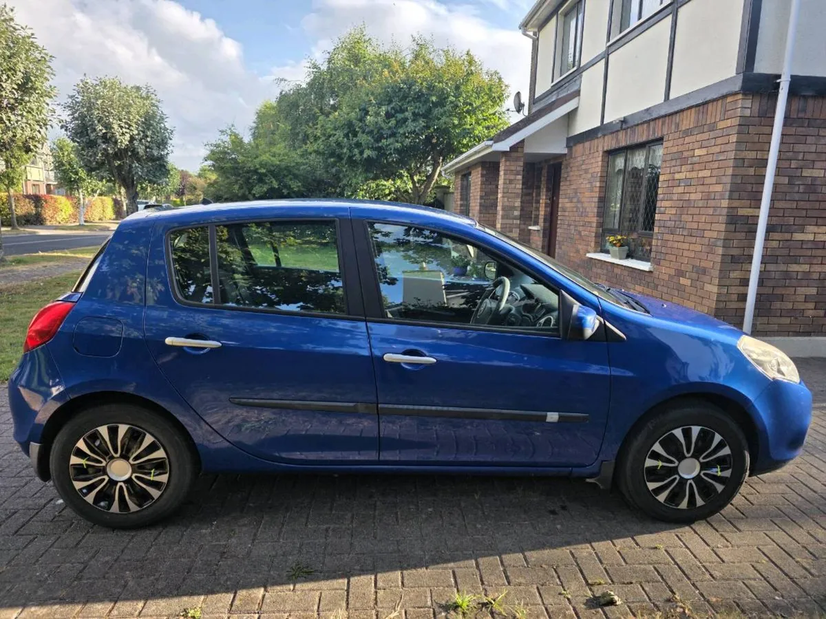 Renault Clio - Image 5