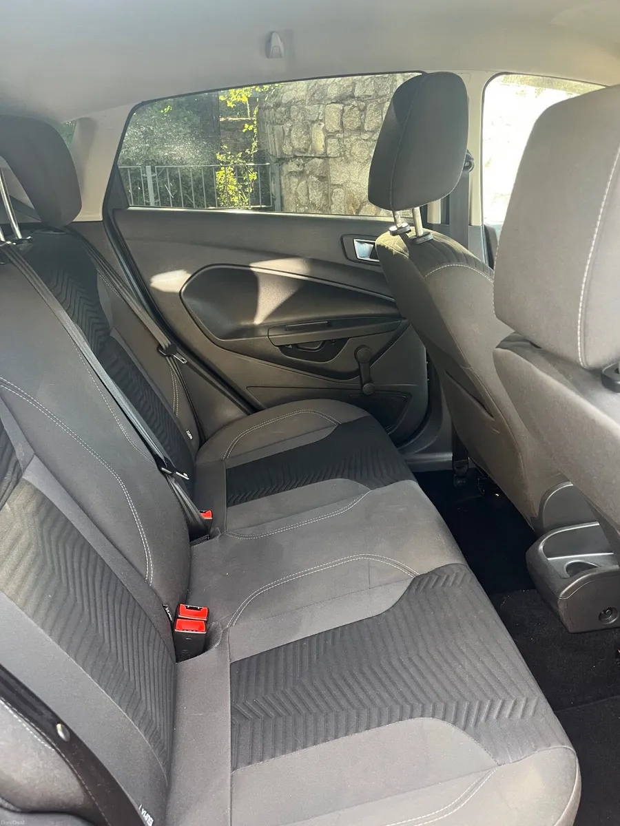 Ford Fiesta 2016 1.0 petrol - Image 5