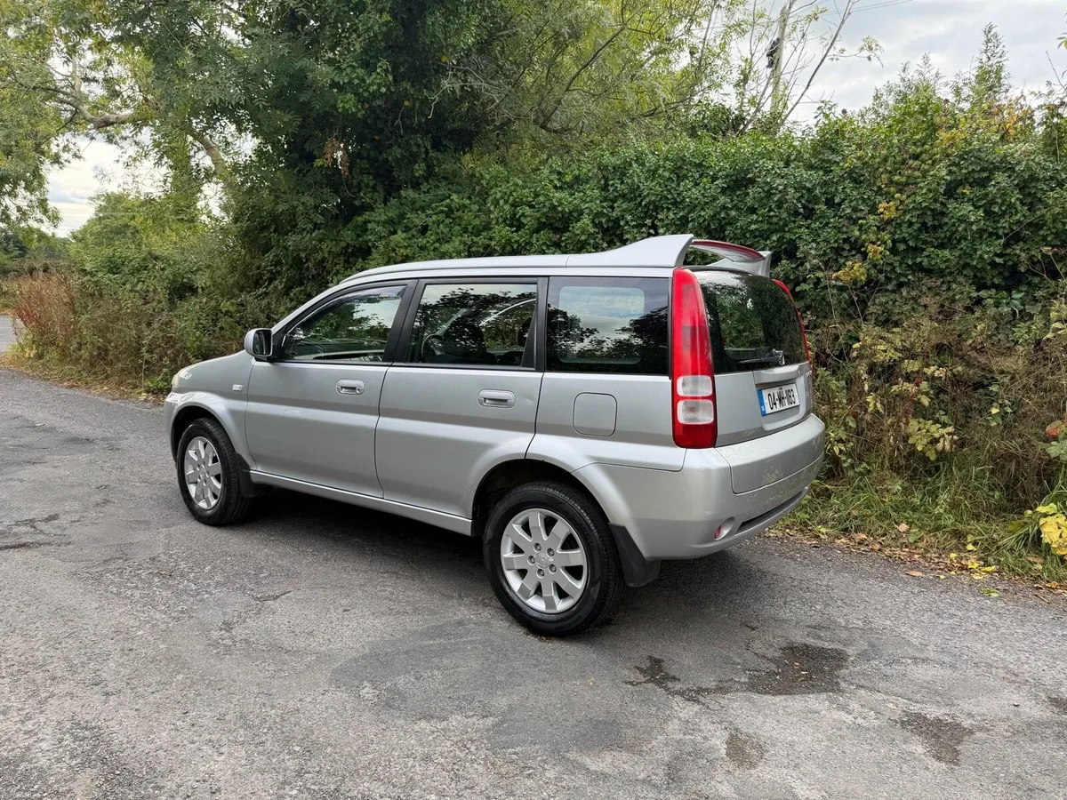 Honda Hrv 4 wheel drive - Image 4