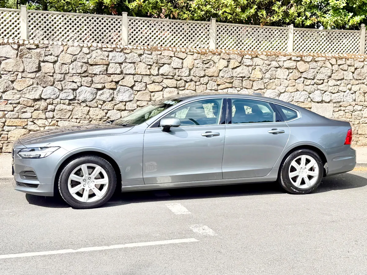 Volvo S90 2018!!MOMENTUM 2.0L AUTO!!! - Image 3
