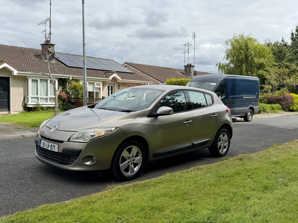 Renault Megan 1.5 Diesel NCT 2/27 TAX 9/26 Low KM! - Image 4