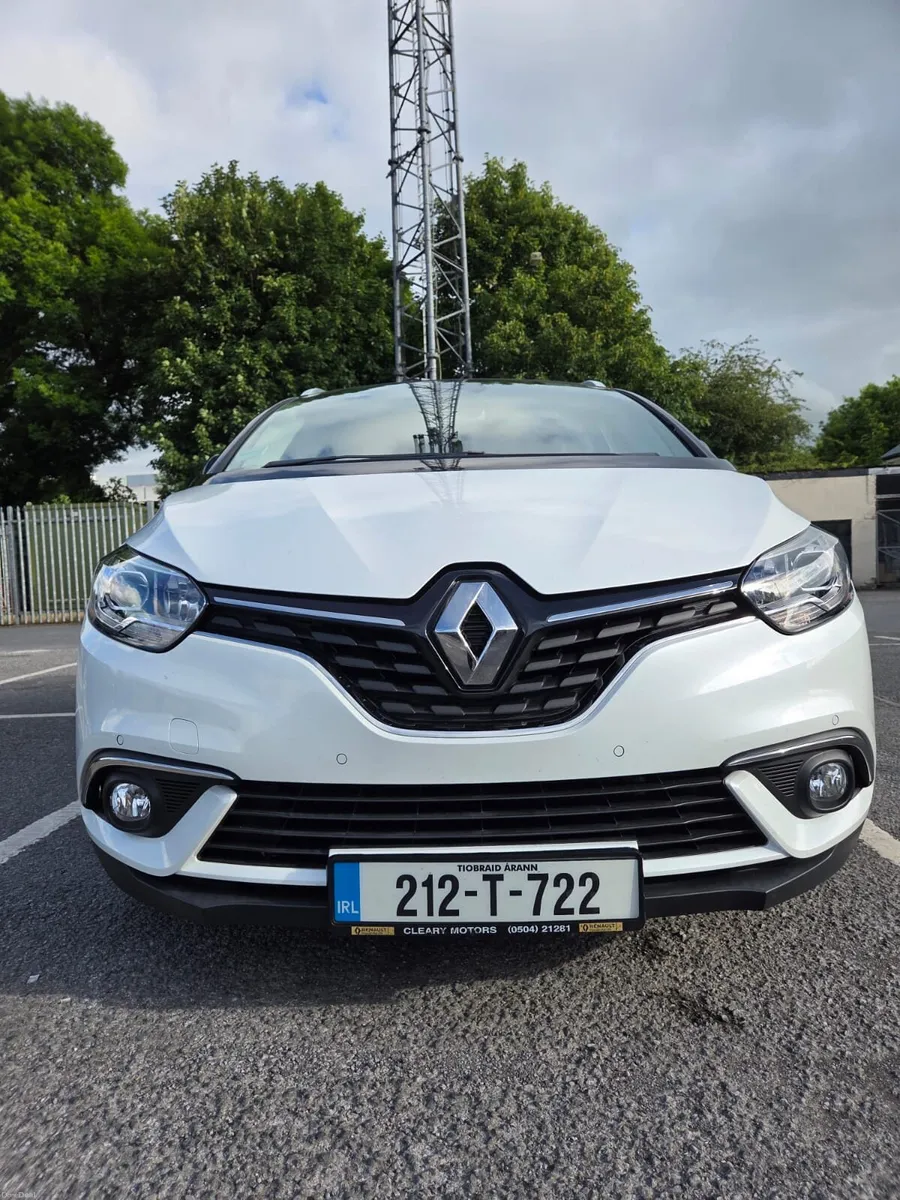 Renault Grand Scenic  Signature - Image 4